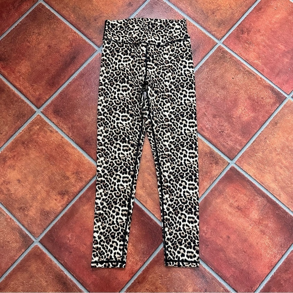 Zyia Leopard Print Cropped Leggings